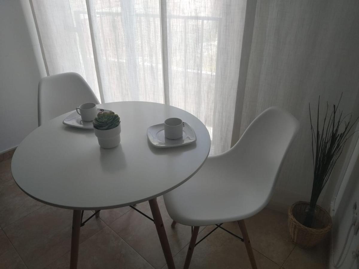 Love Rent4 Malaga Spiteri Eksteriør billede